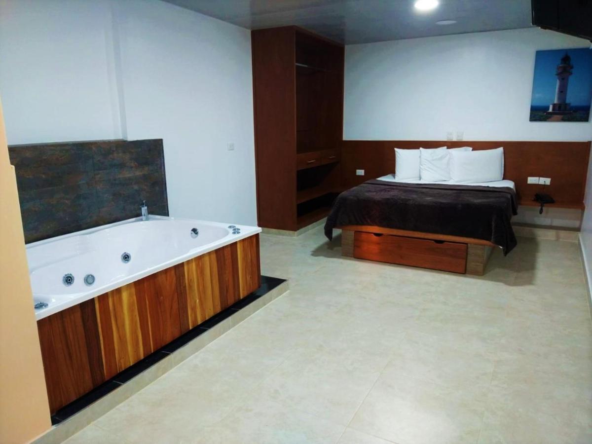 Hotel El Faro Буґа Екстер'єр фото